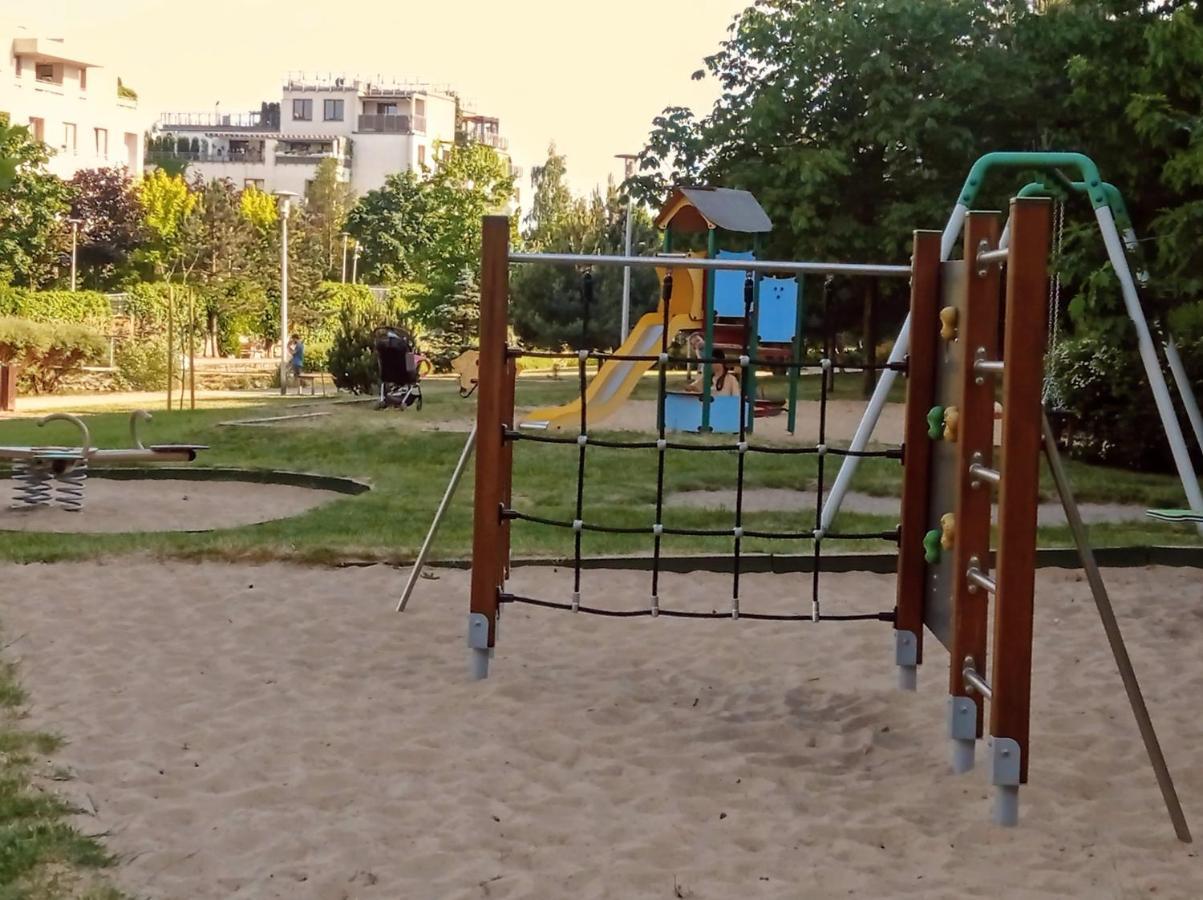 ורשה Mokotow, Apartment With Terrace, Greenery And Near The Airport! מראה חיצוני תמונה